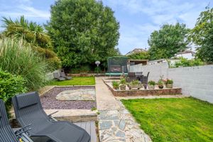 Photo 11- click for photo gallery